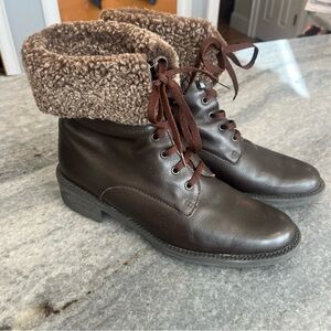 Vintage Eddie  Bower Brown Leather Ankle Boots with Sheep /Lambswool